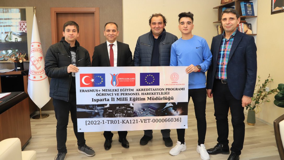 Öğrencilerimiz Erasmus+ Mesleki Eğitim Akreditasyonu Kapsamında Çekya'ya Staja Gidiyor