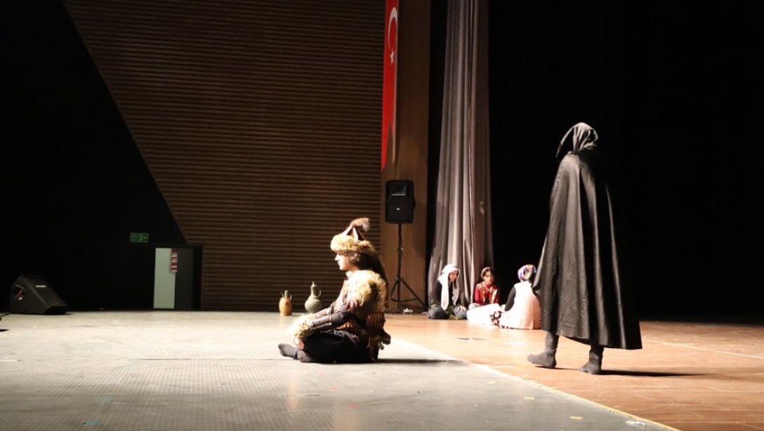 Şehit Erkan Pala Anadolu Lisesi ile Tiyatro Şenliği